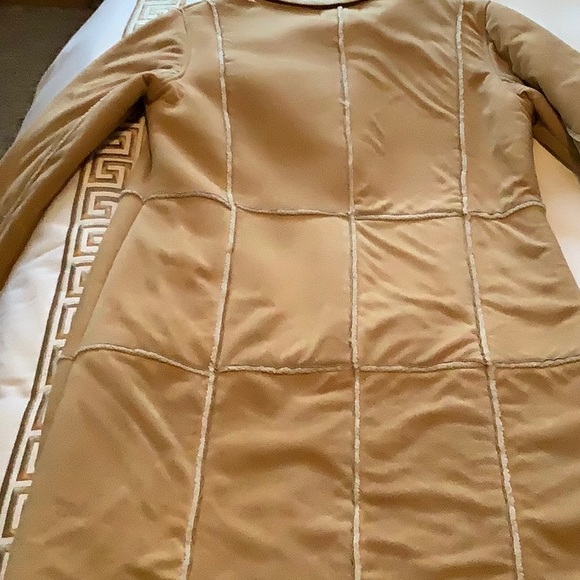 Coat - Picture 4 of 6